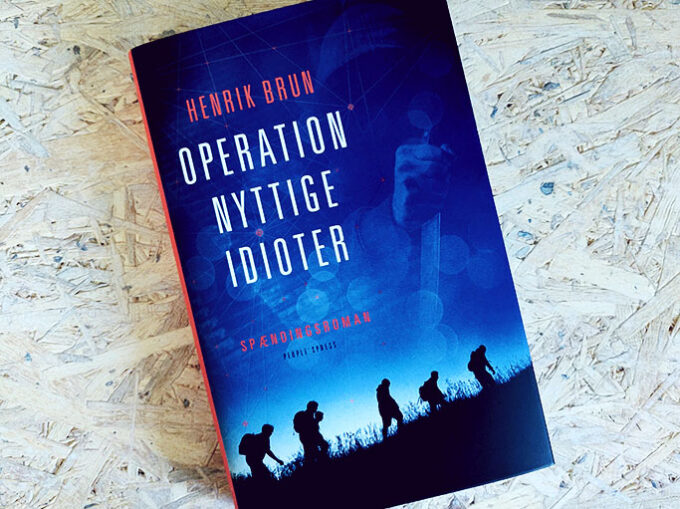 Boganmeldelse - Operation nyttige idioter af Henrik Brun