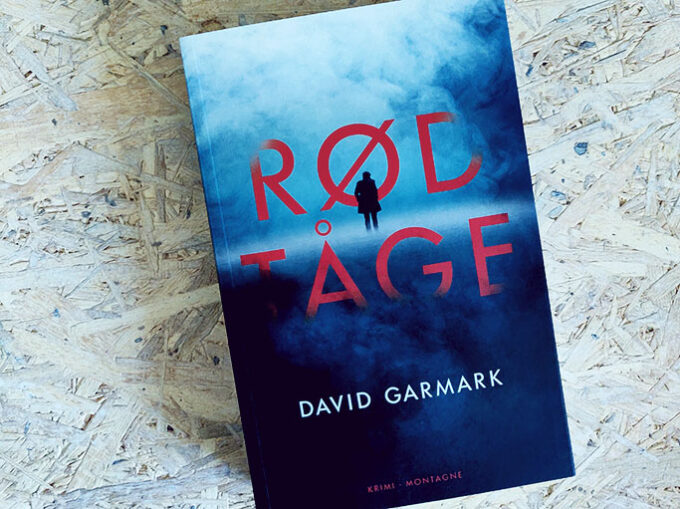 Boganmeldelse - Rød tåge af David Garmark